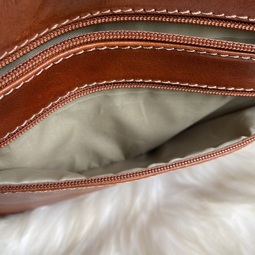 Vera Pelle Genuine Leather Crossbody New Without Tag 🏷️ - Picture 12 of 15
